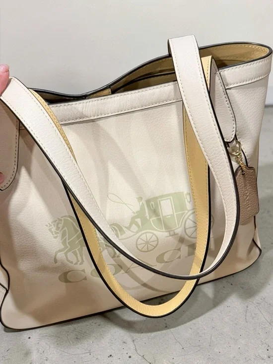 Coach Horse & Carriage Tote Chalk Vanilla C4063 - Picture 9 of 14